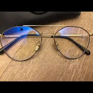 ❌SOLD❌ Hannah Godwin Diff Eyewear